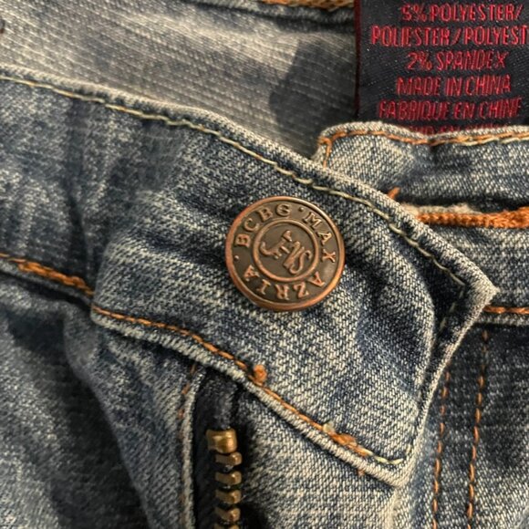 Y2K BCBG Maxazria Flare Jeans - Picture 2 of 8